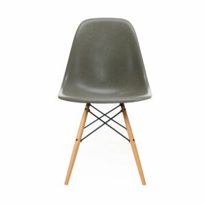 Vitra - Eames Fiberglass Side Chair DSW