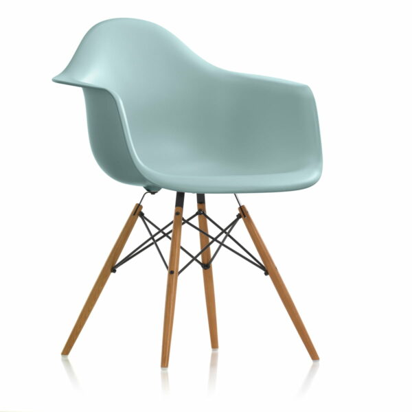 Vitra - Eames Plastic Armchair DAW