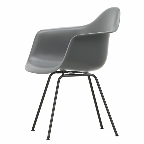 Vitra - Eames Plastic Armchair DAX