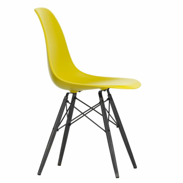 Vitra - Eames Plastic Side Chair DSW