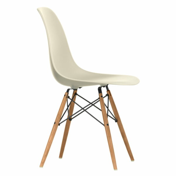 Vitra - Eames Plastic Side Chair DSW